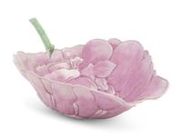 A Chinese Famille Rose Porcelain 'Lotus' Cup