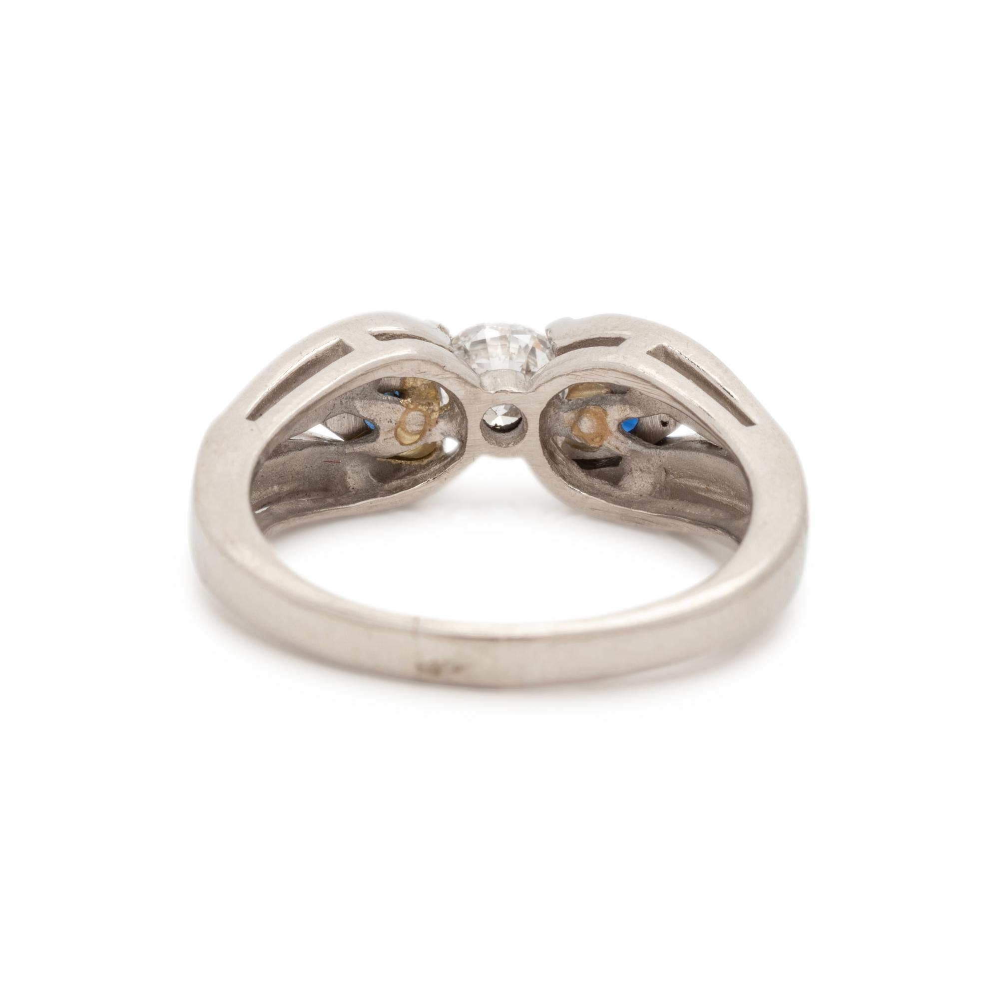 DIAMOND AND SAPPHIRE RING