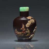 An Unusual Embellished Patinated Metal Snuff Bottle, Early 20th Century — 二十世紀初 金屬胎嵌寶人物圖鼻煙壺