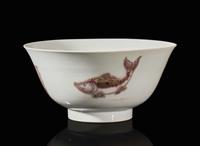 A Chinese underglaze red and blue-decorated "Fishes" bowl, Kangxi period 青花釉裡紅盌 清 康熙
