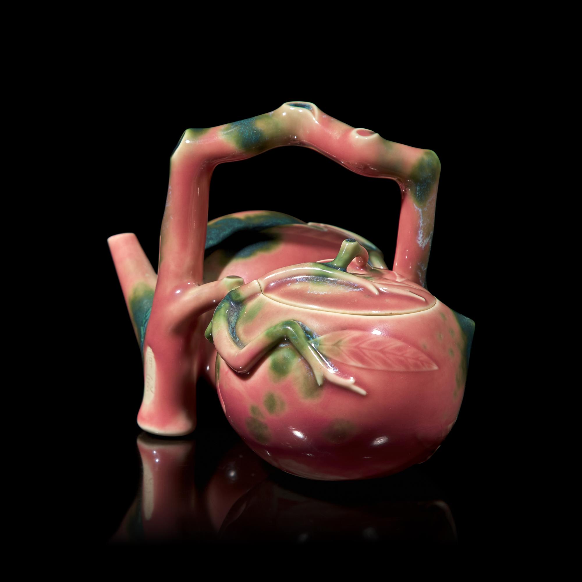 An Unusual "Double Peach" Porcelain Teapot, Seifu Yohei III or IV, Meiji/Taisho Period