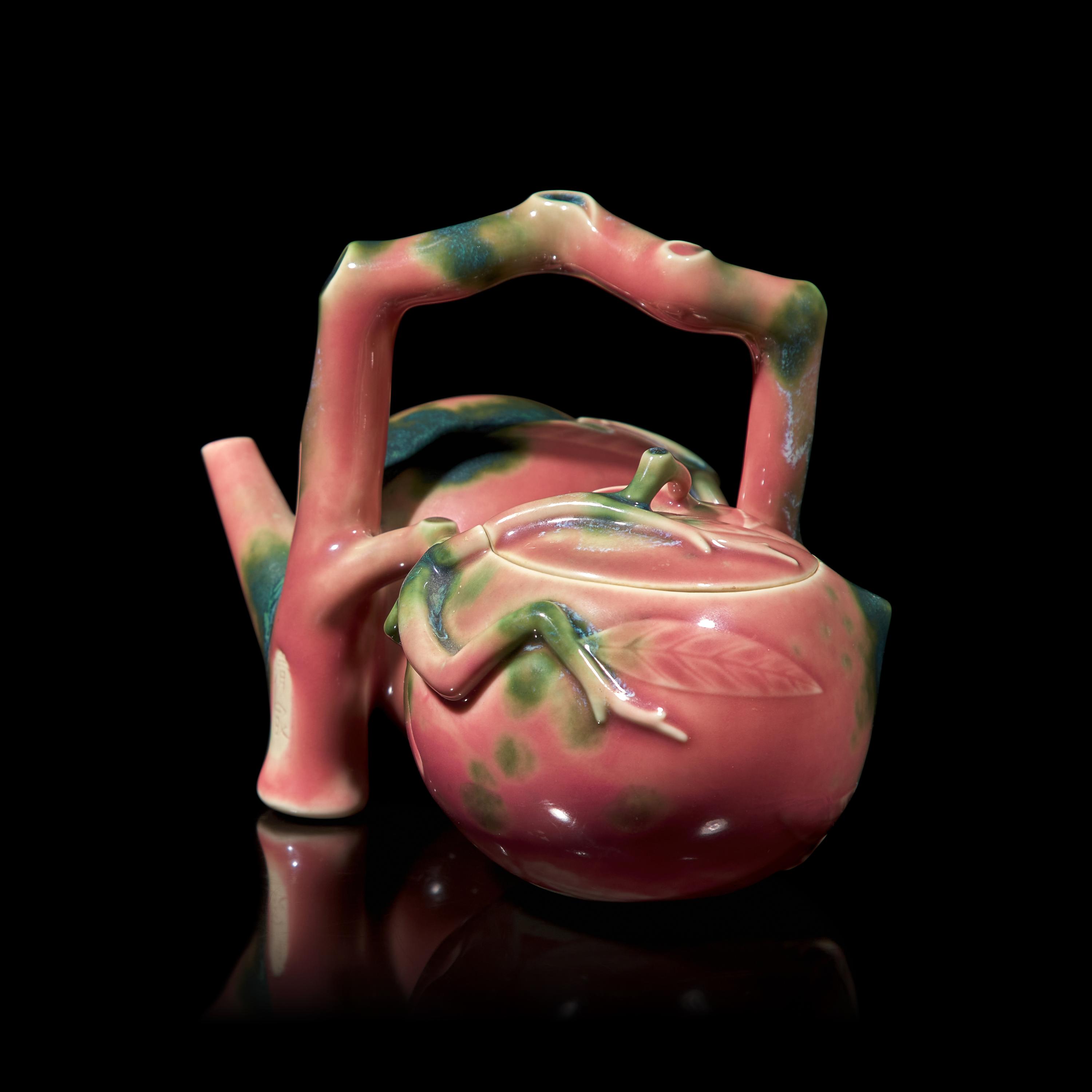 An Unusual "Double Peach" Porcelain Teapot, Seifu Yohei III or IV, Meiji/Taisho Period