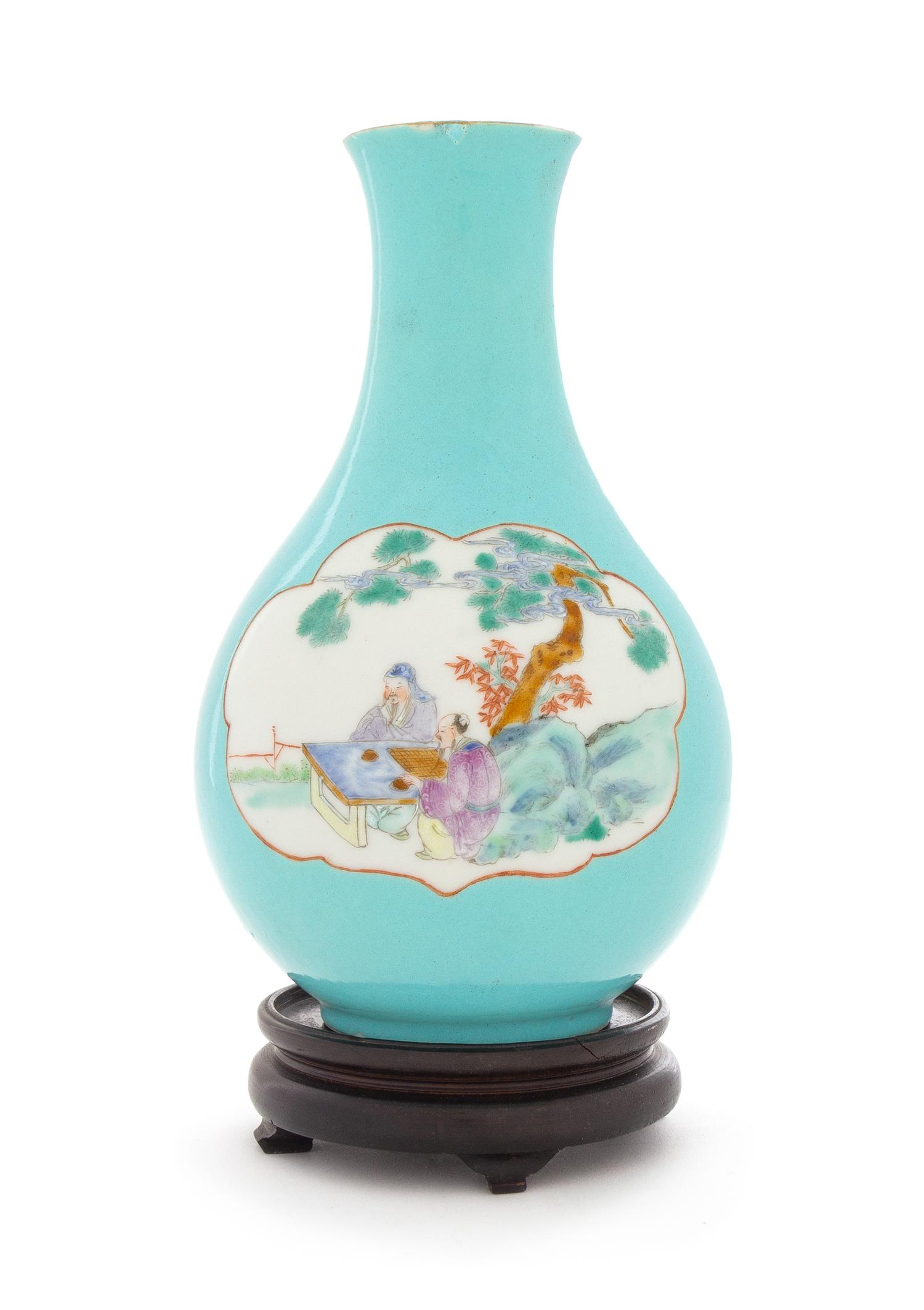 A Famille Rose Porcelain Vase Height 7 1/2 inches. — 19TH CENTURY