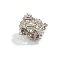 PLATINUM AND DIAMOND FLORAL MOTIF RING