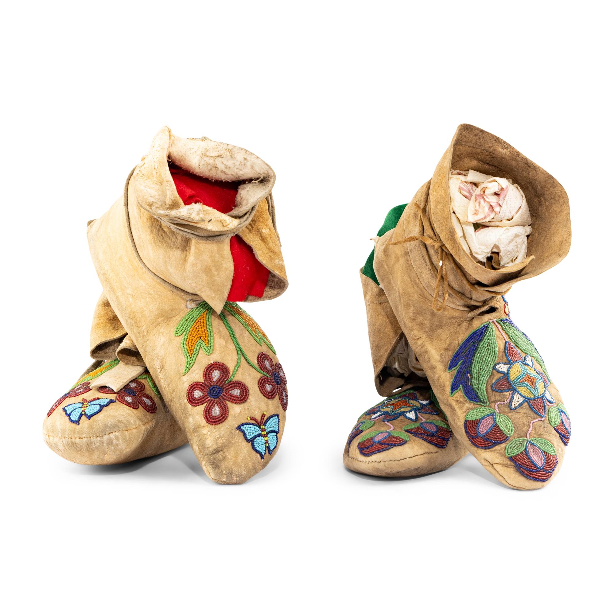 Plateau Beaded Hide Soft-Soled Moccasins