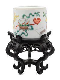Three Chinese Famille Rose Porcelain Articles