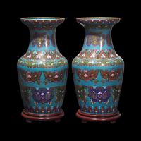 A Pair of Chinese Cloisonne Vases, 20th Century 近代 掐絲琺琅仿古瓶一對