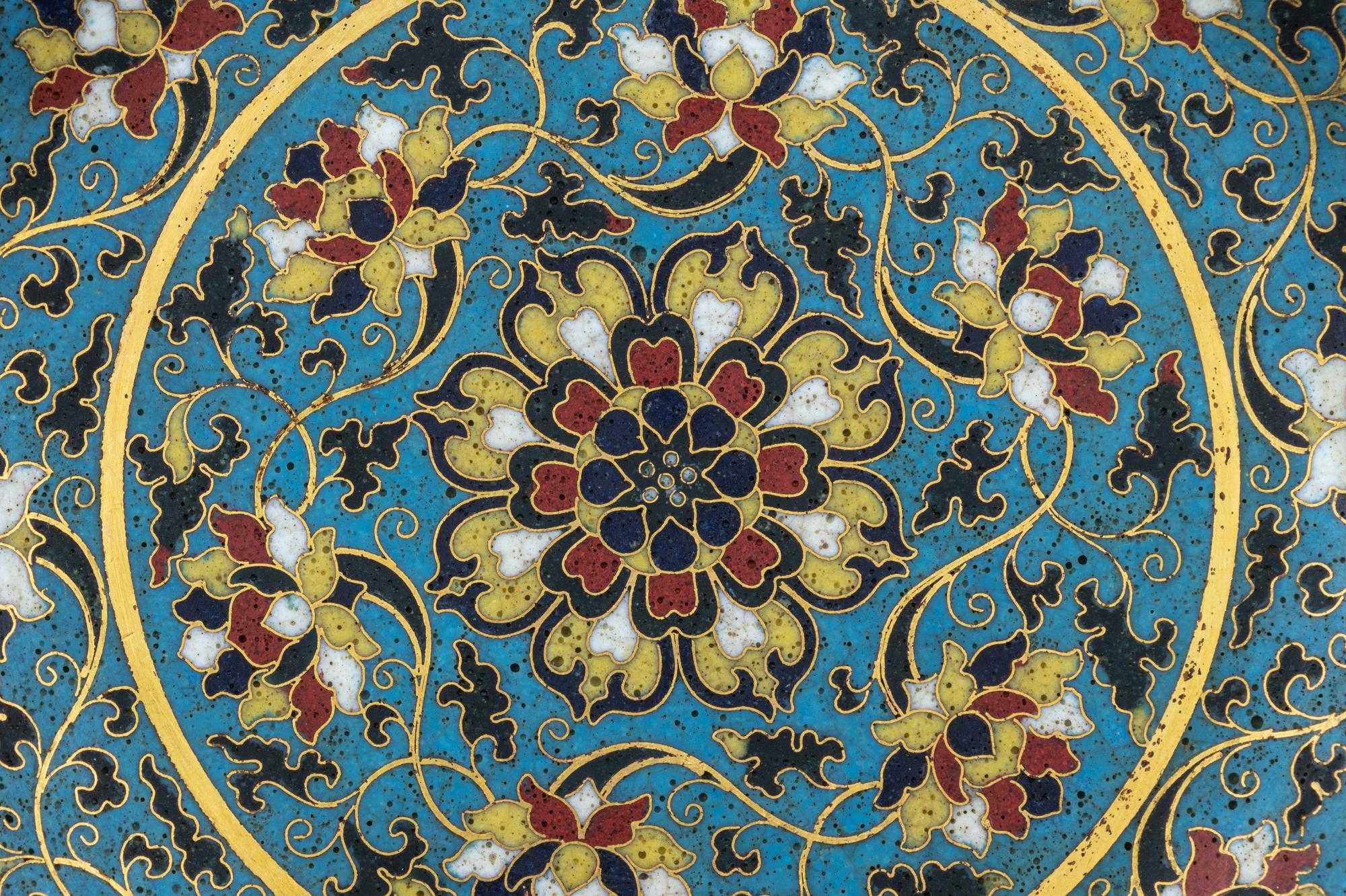 A Cloisonné Enamel 'Lotus' Plate