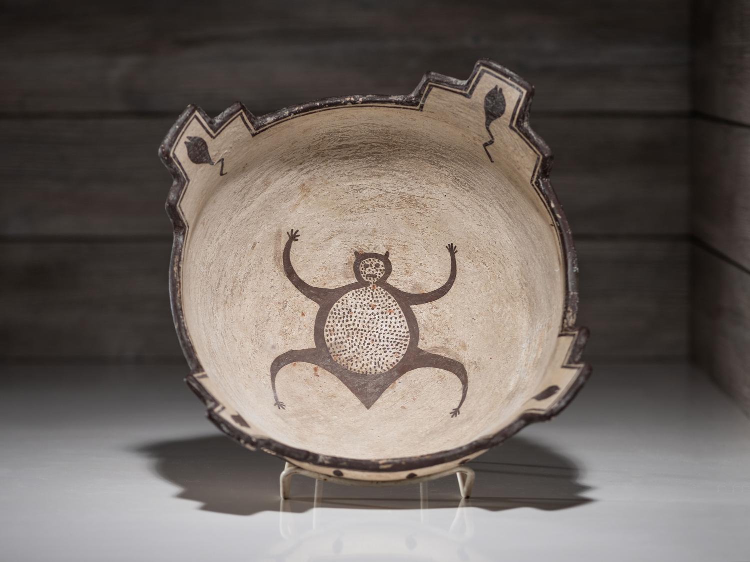 Zuni Pottery Bowl