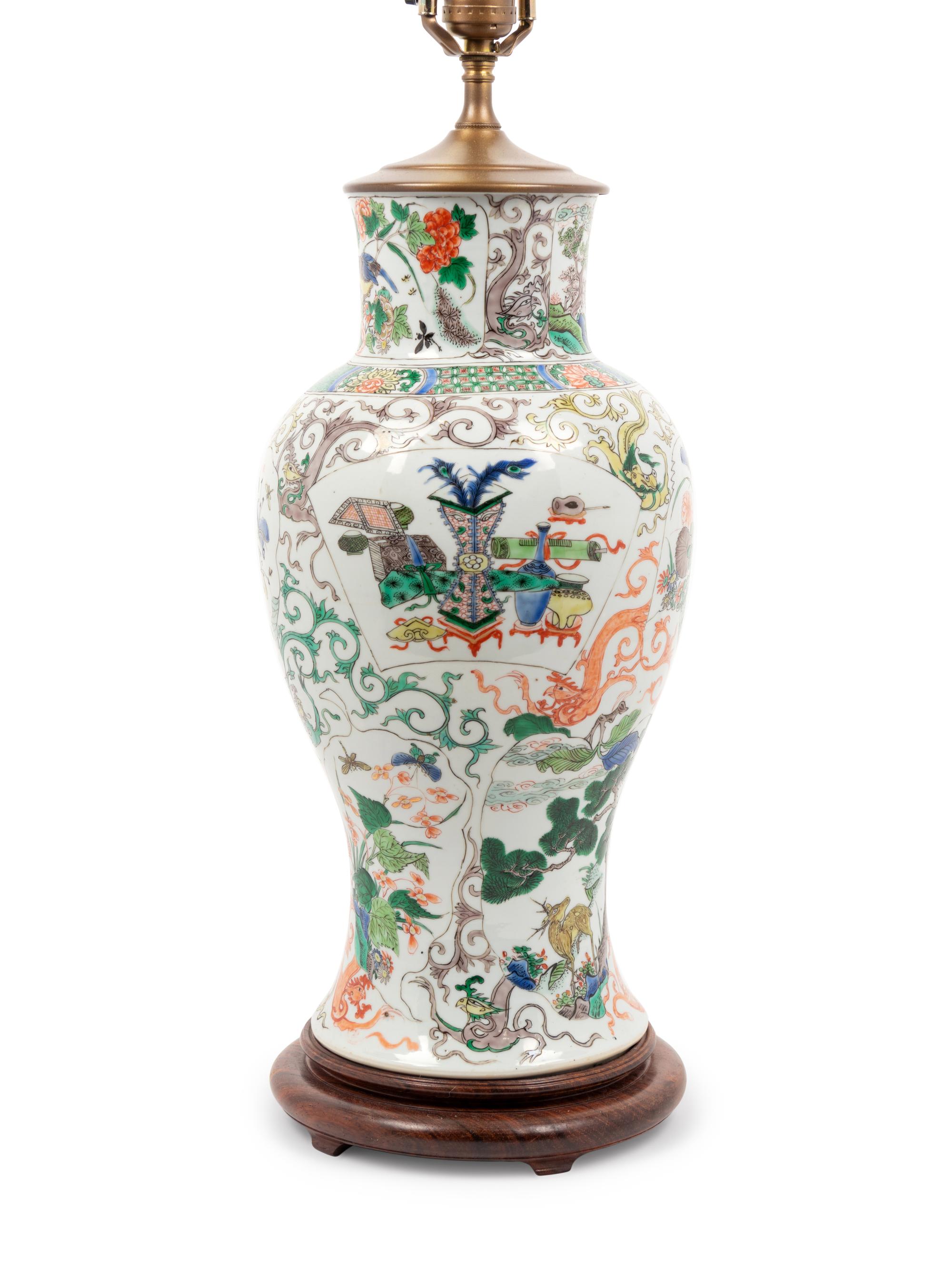 A Chinese Famille Verte Porcelain Vase