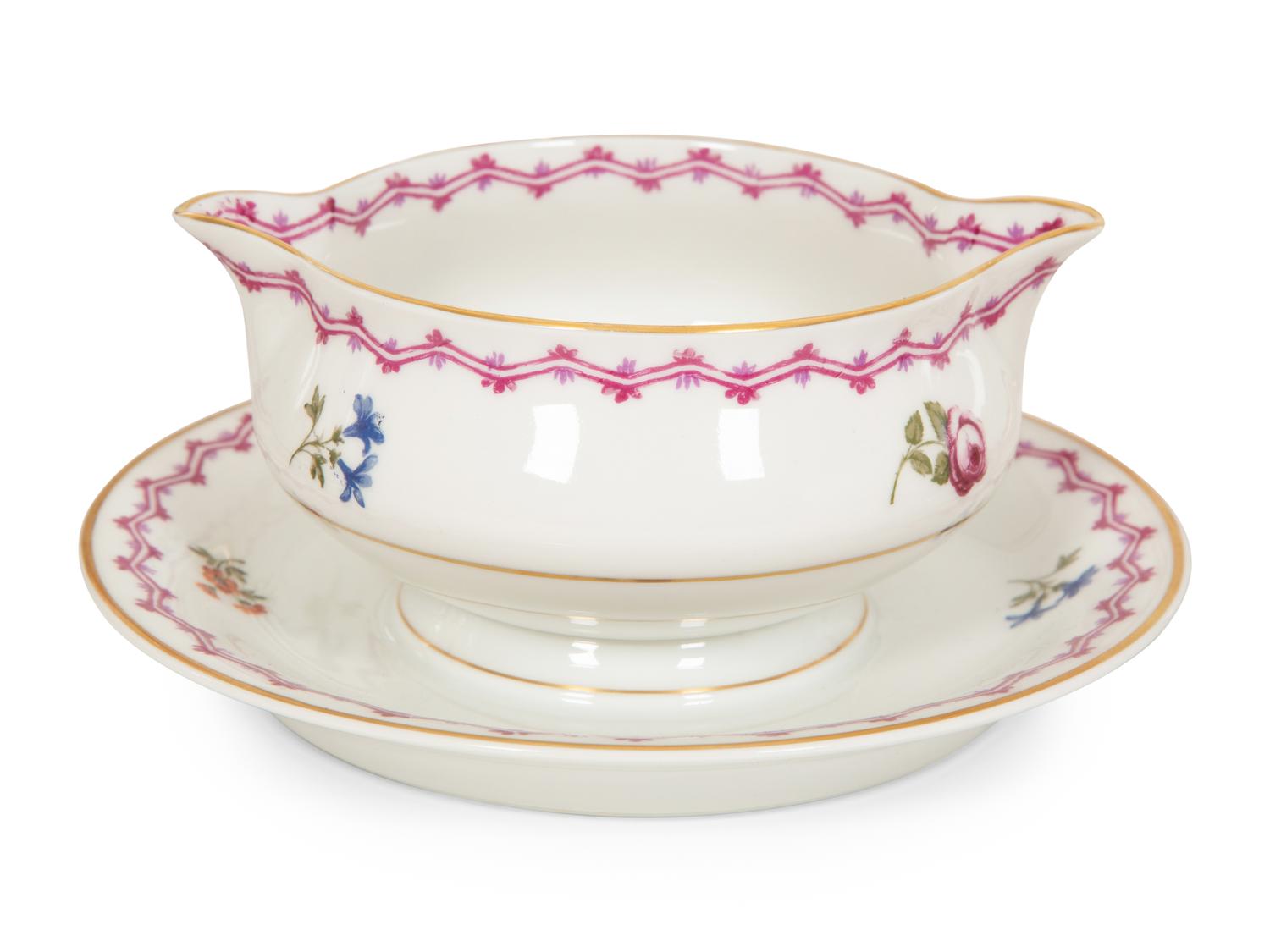 A Haviland Limoges Porcelain Dinner Service