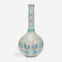 A large Chinese enameled copper vase 铜胎画珐琅花瓶