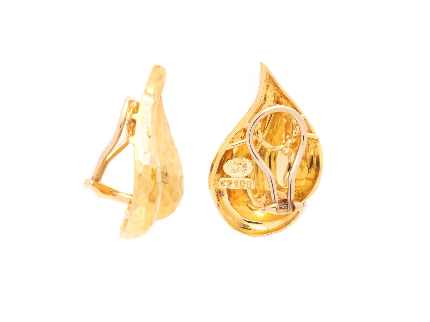 HENRY DUNAY, YELLOW GOLD EARCLIPS