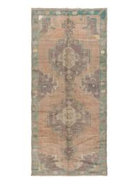 An Oushak "Corridor" Rug