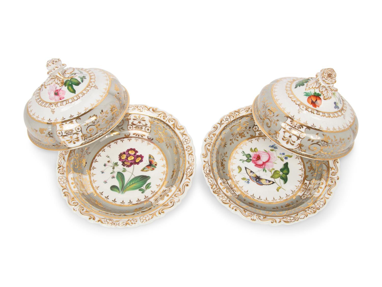 A Ridgway Porcelain Dinner Service