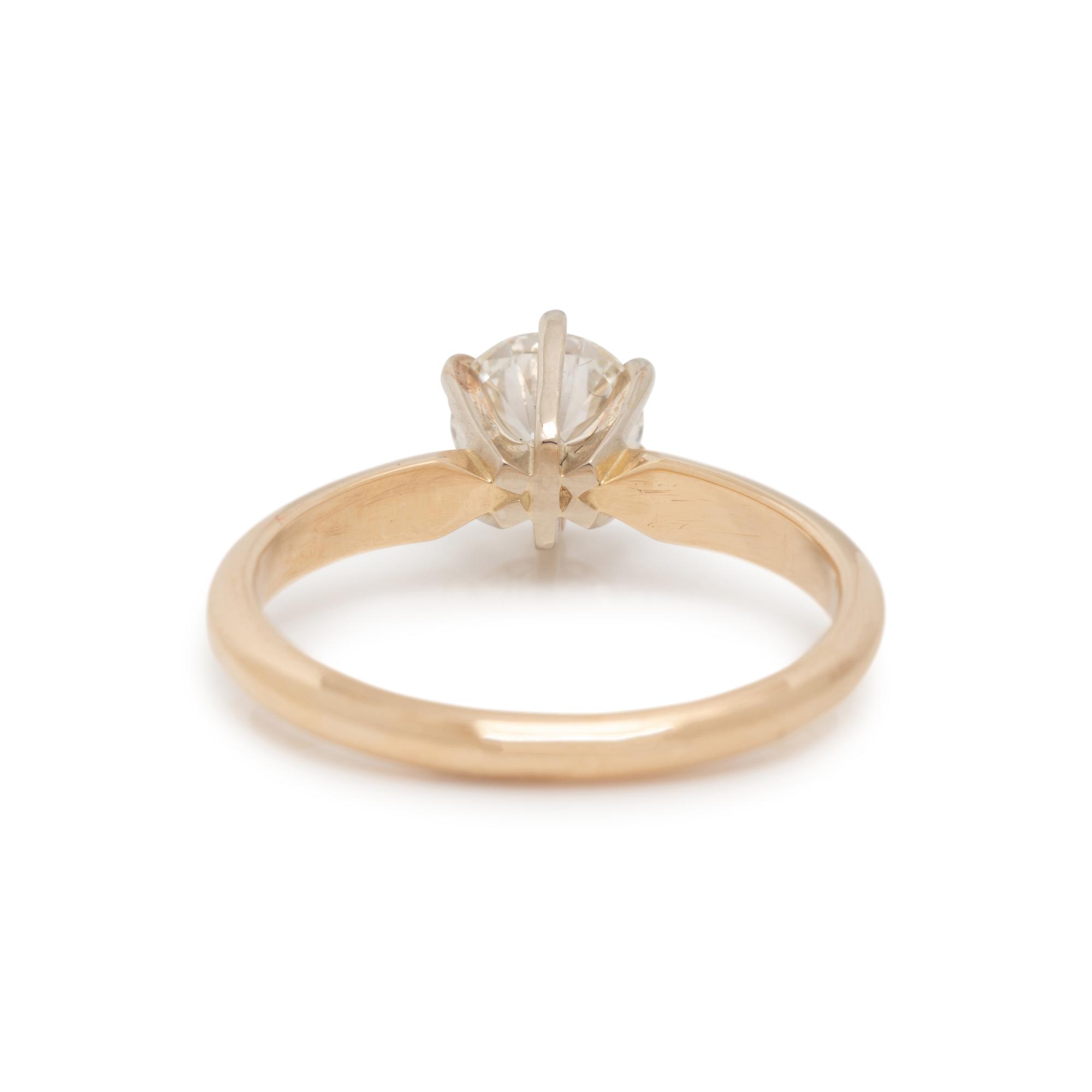 DIAMOND RING