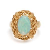 YELLOW GOLD AND OPAL RING