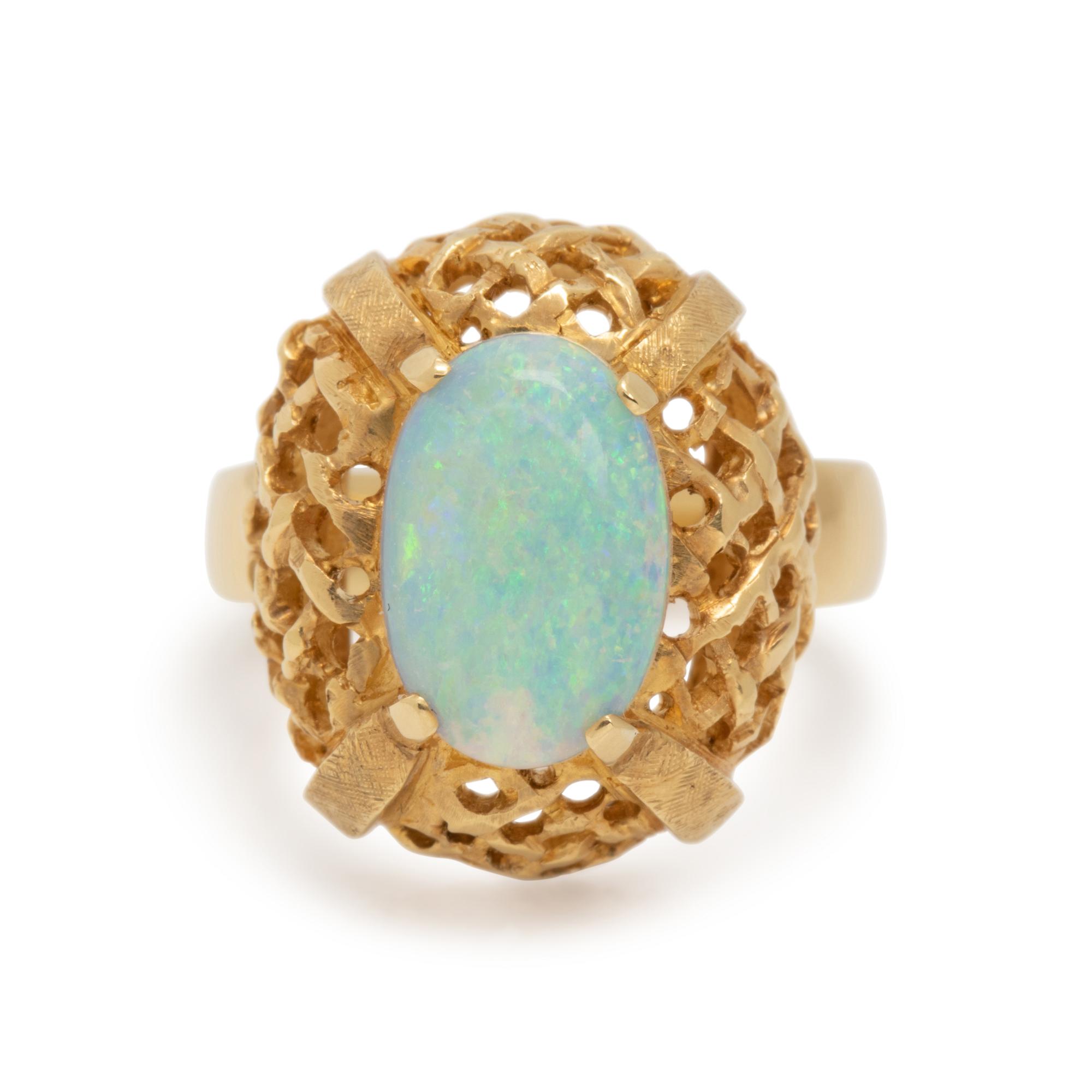 YELLOW GOLD AND OPAL RING