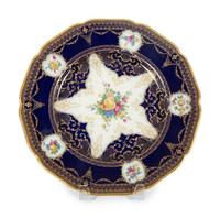 A Set of Twelve Parcel-Gilt and Painted Bavarian Cabinet Plates — EARLY 20TH CENTURY