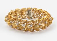 An 18K Yellow Gold and Diamond Bracelet