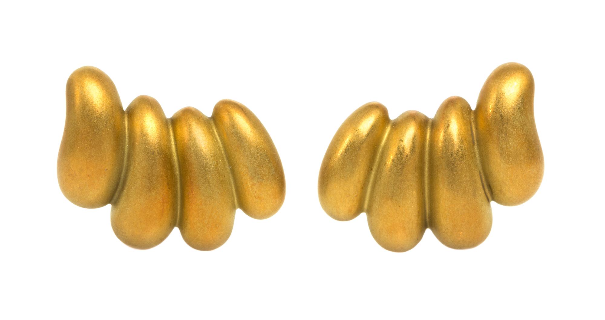 A Pair of 18 Karat Yellow Gold Earclips, Kieselstein-Cord, 14.20 dwts.