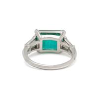 EMERALD AND DIAMOND RING