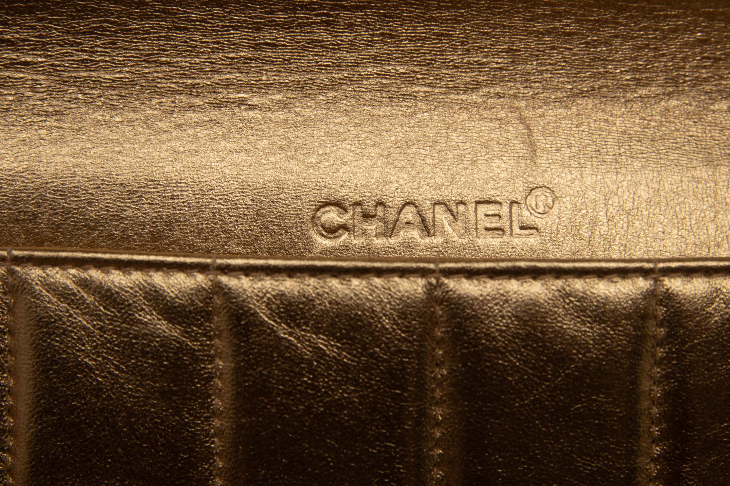 Chanel Chocolate Bar Shoulder Bag in Gold Lambskin