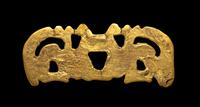 A Costa Rican Gold Two-Headed Bar Pendant