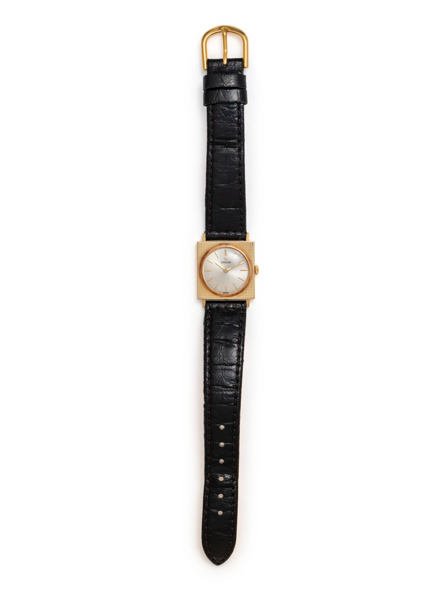 OMEGA, 14K YELLOW GOLD WRISTWATCH