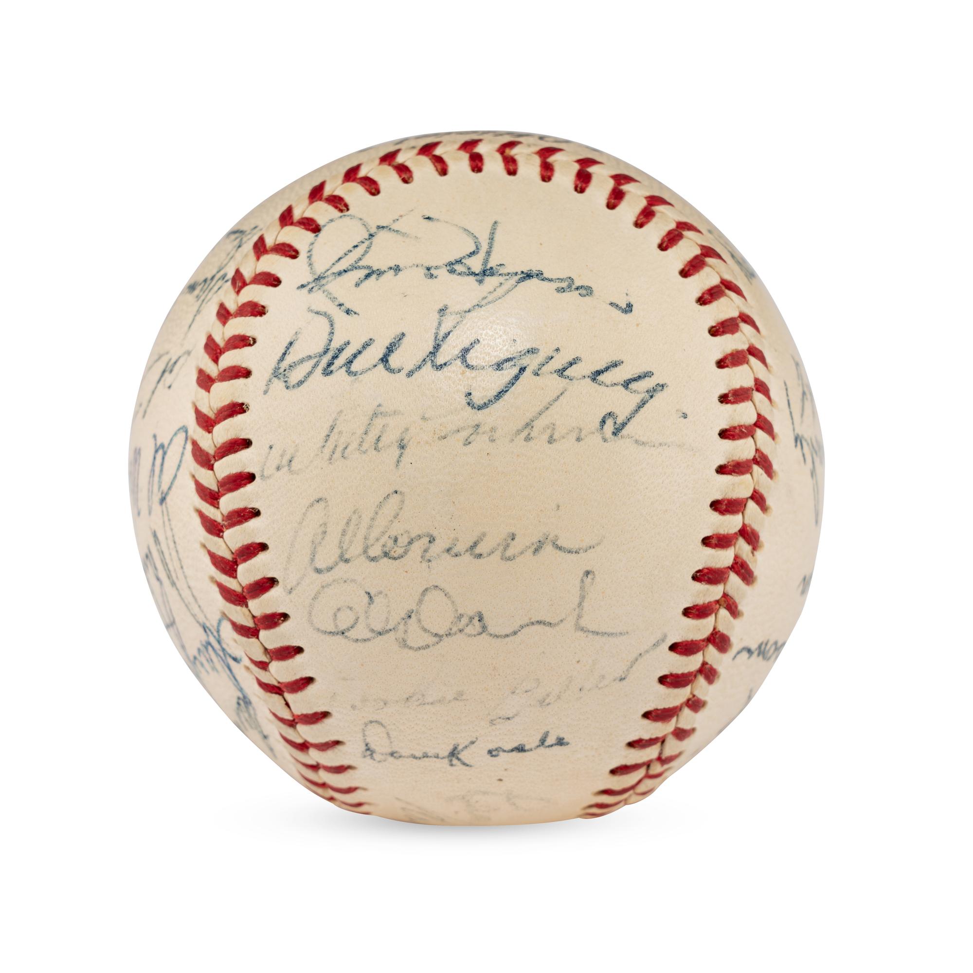 A 1953 New York Giants Team Signed Autograph Baseball