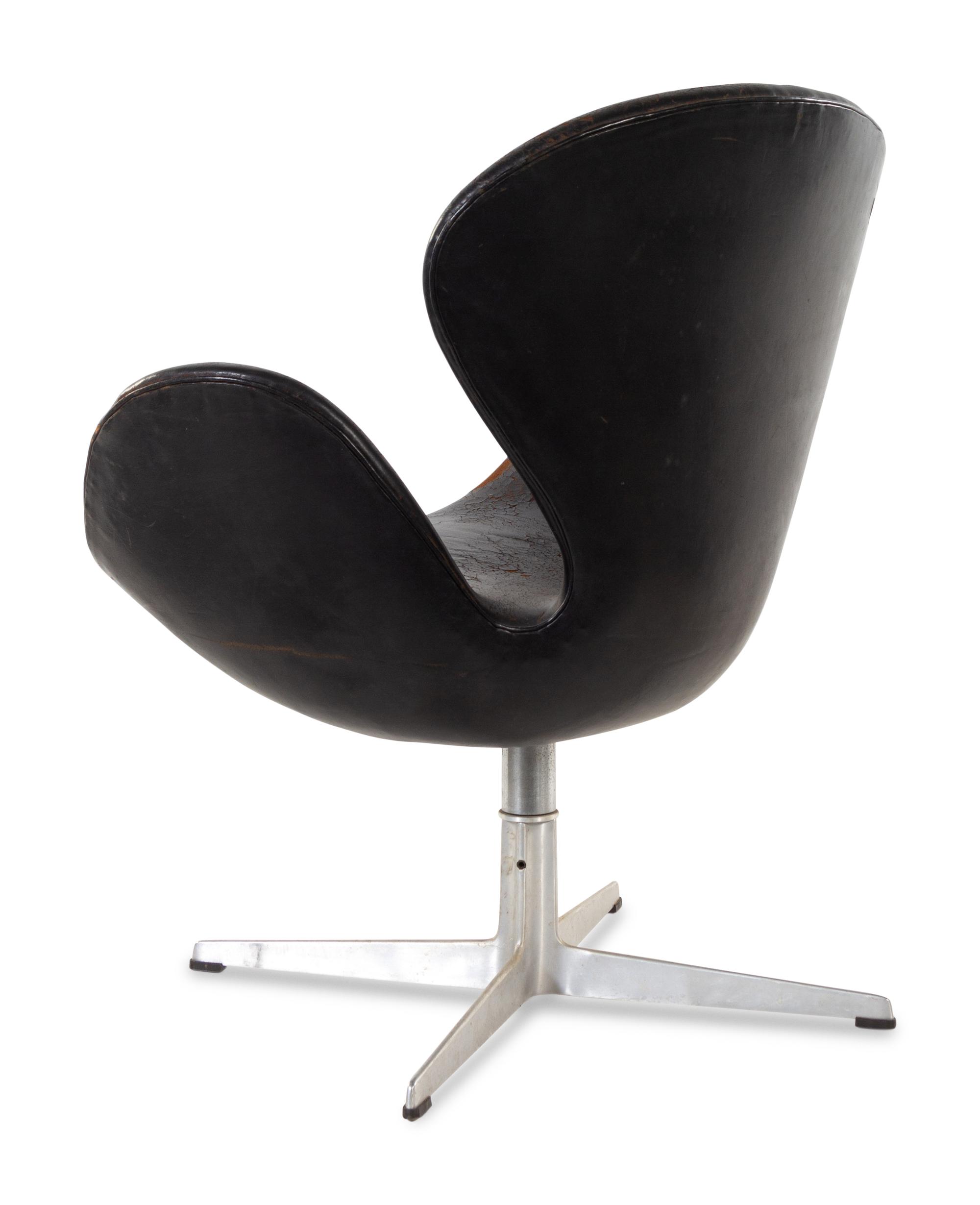 Swan Lounge Chair Fritz Hansen, Denmark