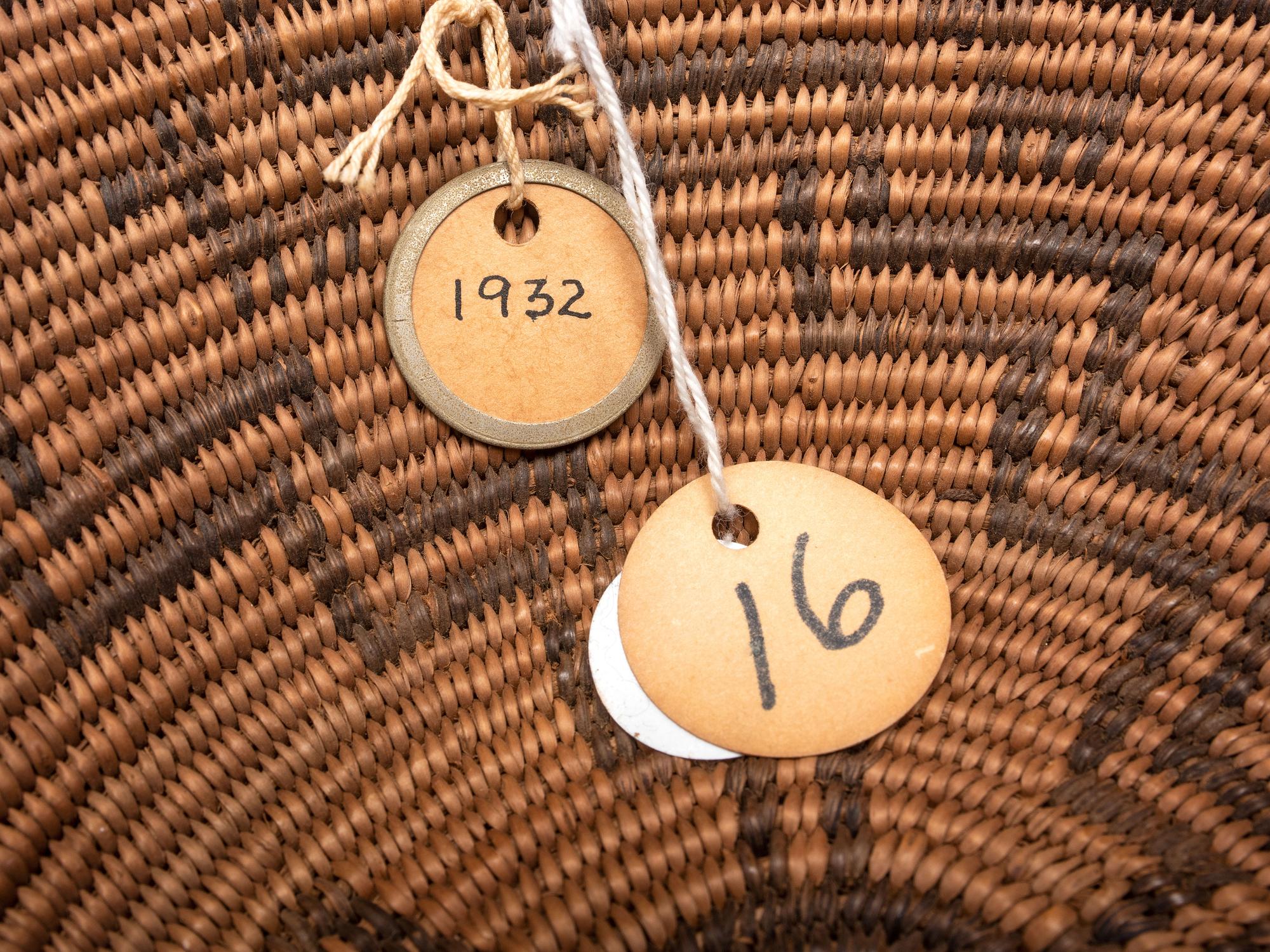 Apache Pictorial Baskets