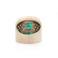EMERALD AND DIAMOND RING