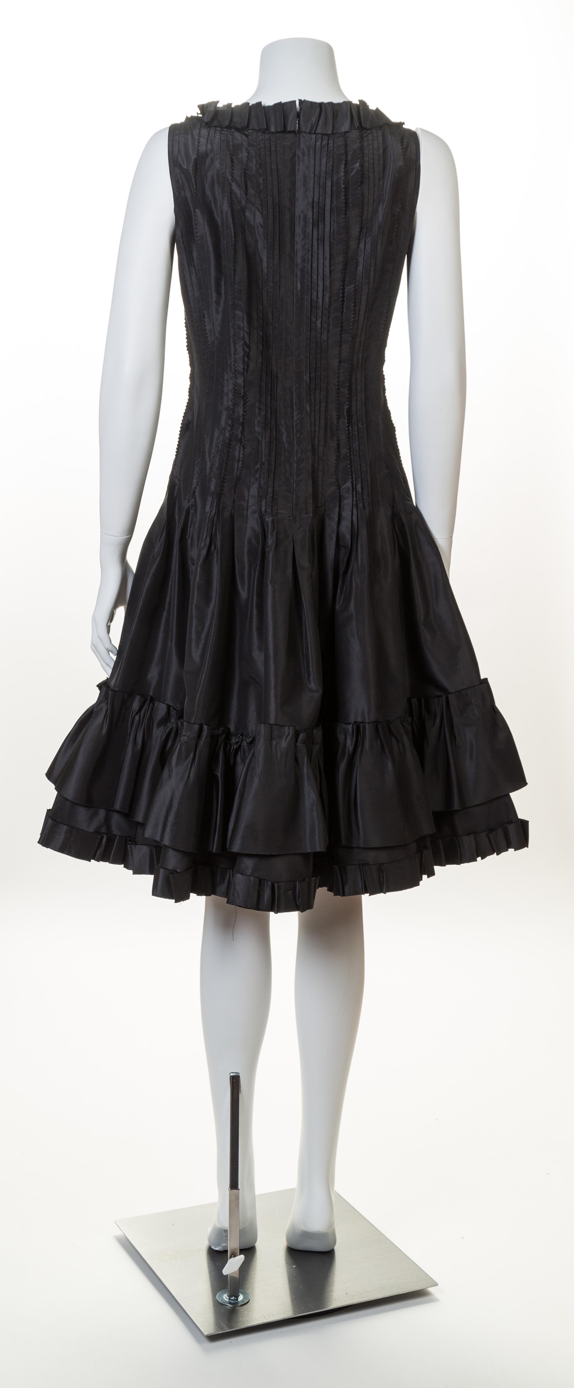 An Oscar de la Renta Black Silk Cocktail Dress, Size 8.