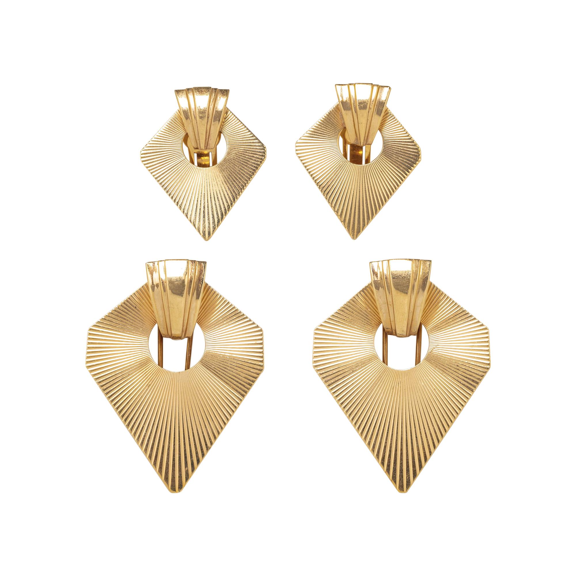 RETRO, COLLECTION OF YELLOW GOLD JEWELRY