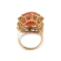 YELLOW GOLD AND CAMEO RING