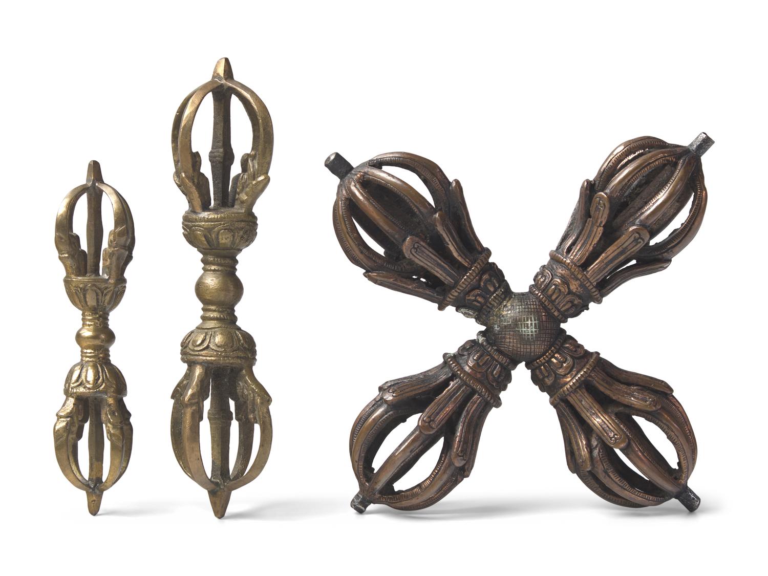 Three Tibetan Metal Vajra, 19th-Early 20th Century 十九-二十世紀 金剛杵三件