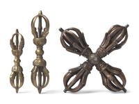 Three Tibetan Metal Vajra, 19th-Early 20th Century 十九-二十世紀 金剛杵三件