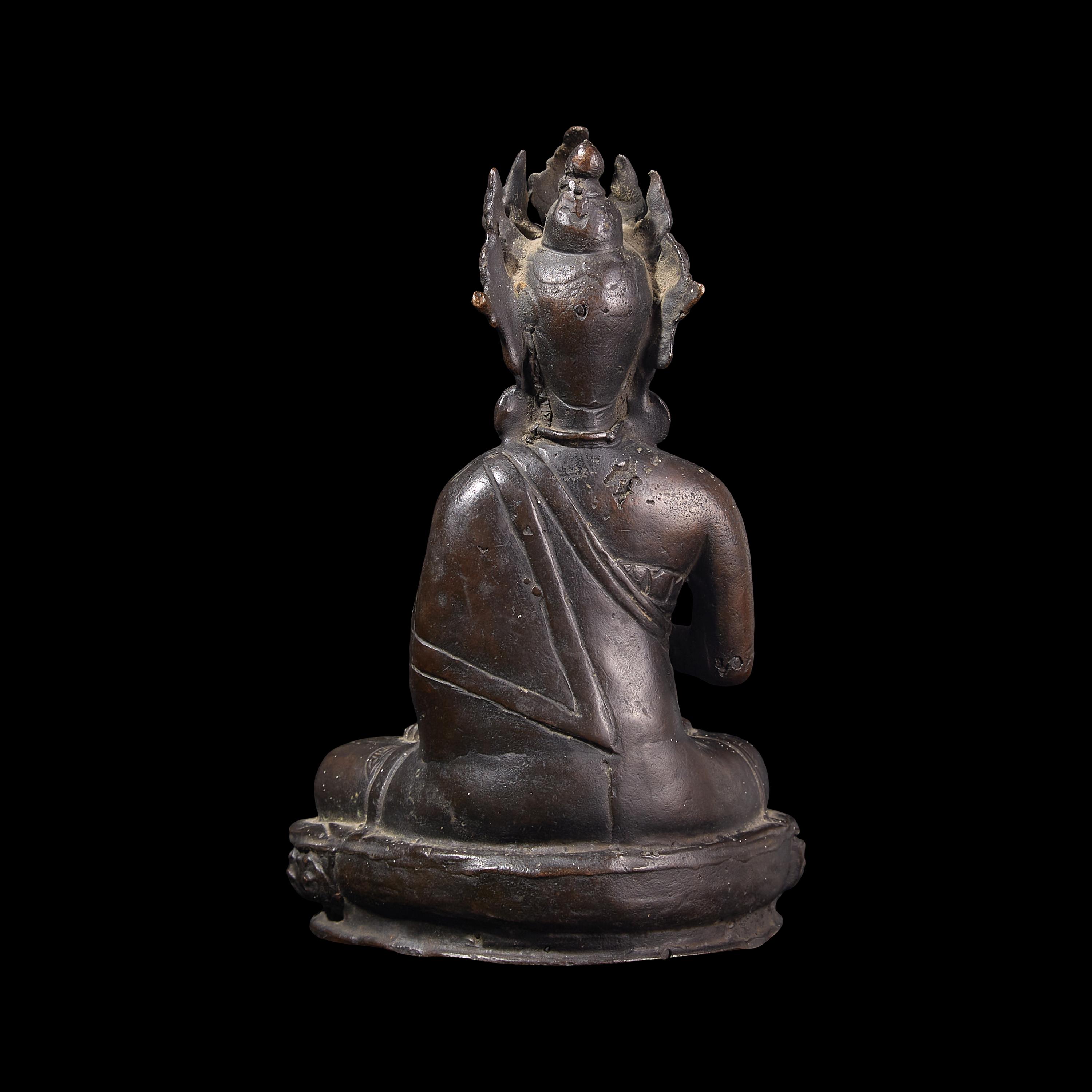 A Chinese Patinated Bronze Boddhisattva, Probably Qing Dynasty 或爲清 銅觀音坐像