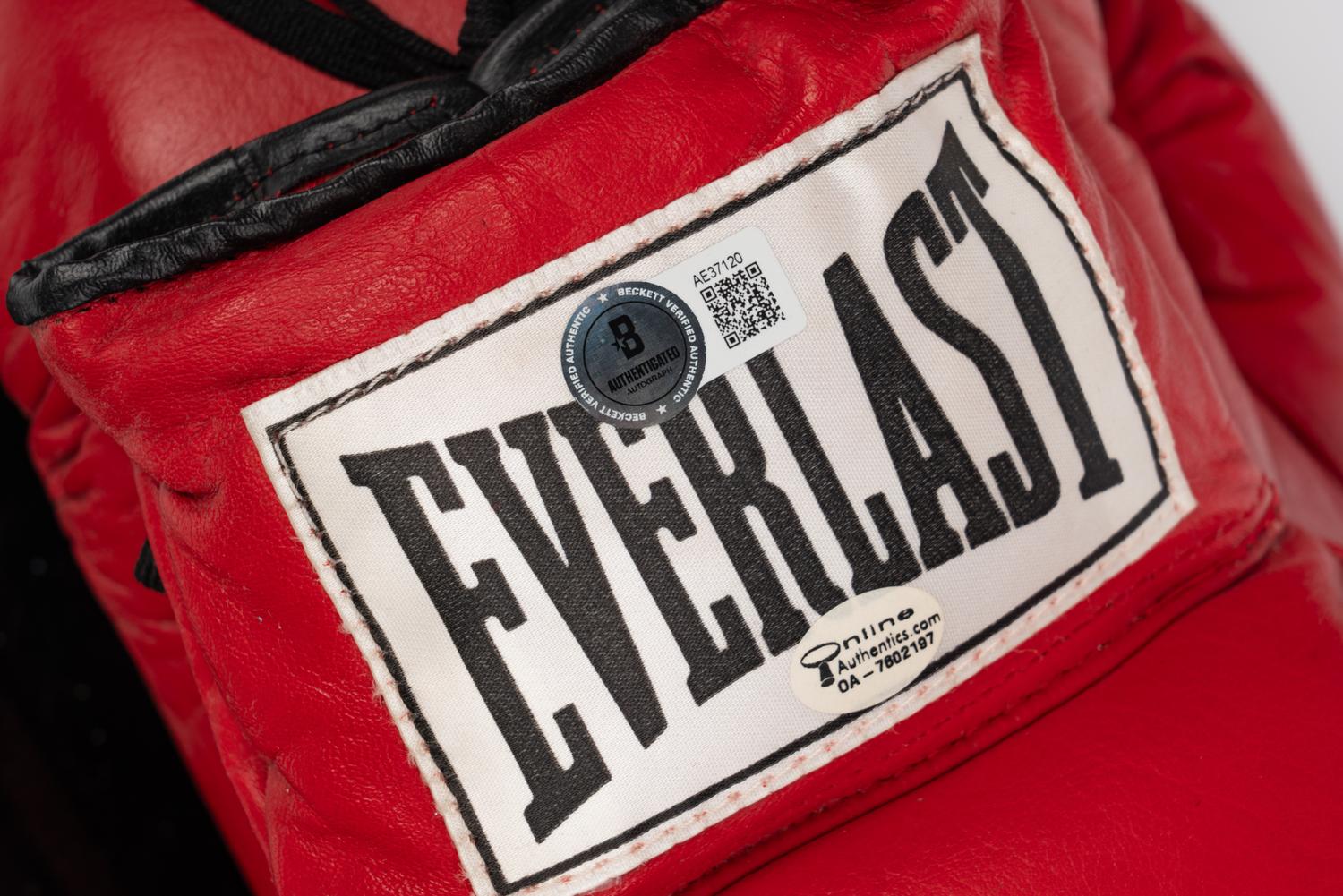 A Muhammad Ali Signed Autograph Boxing Glove (Beckett Authentication Services and Online Authentics)