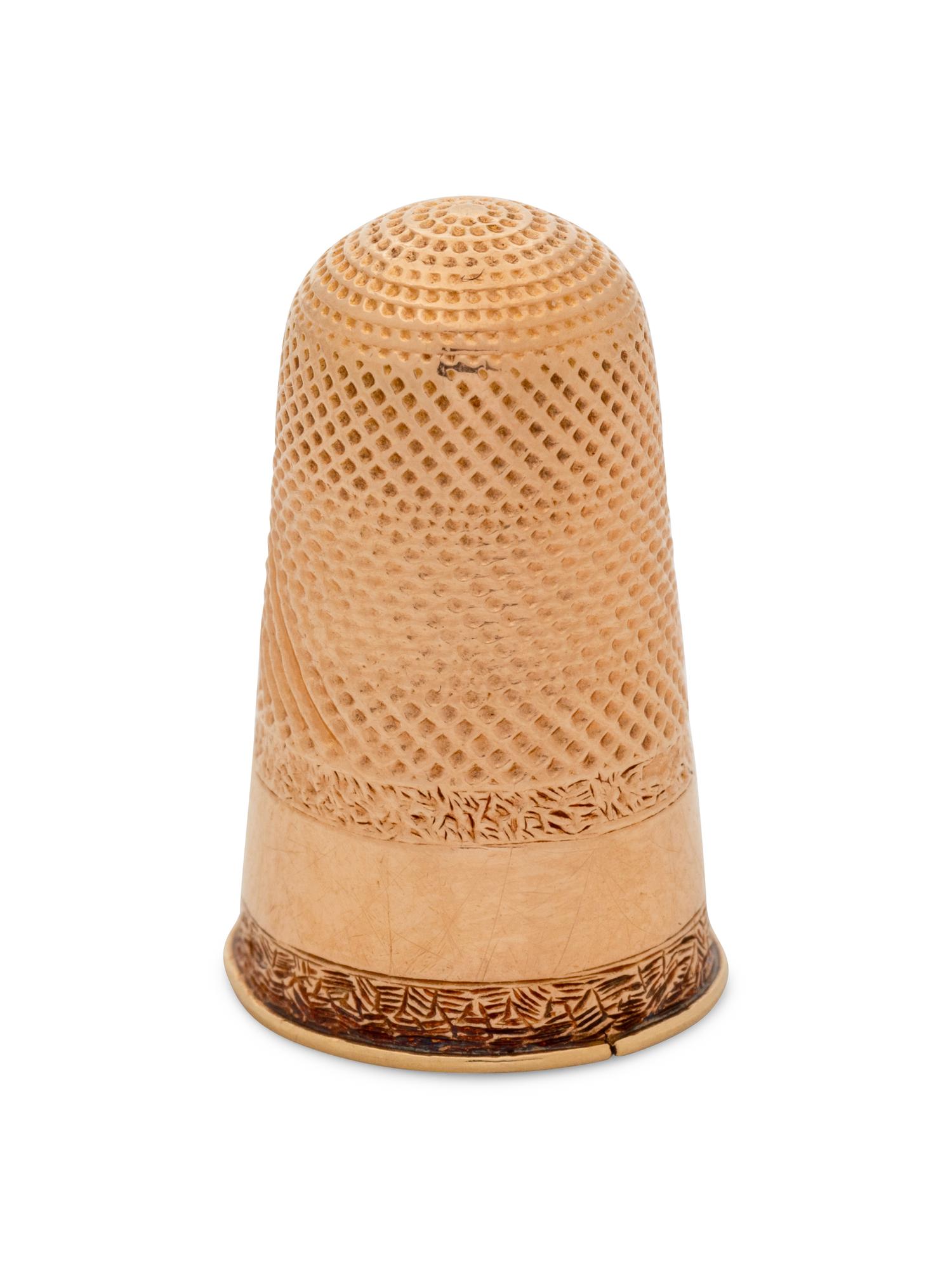 A 14-Karat Yellow Gold Thimble