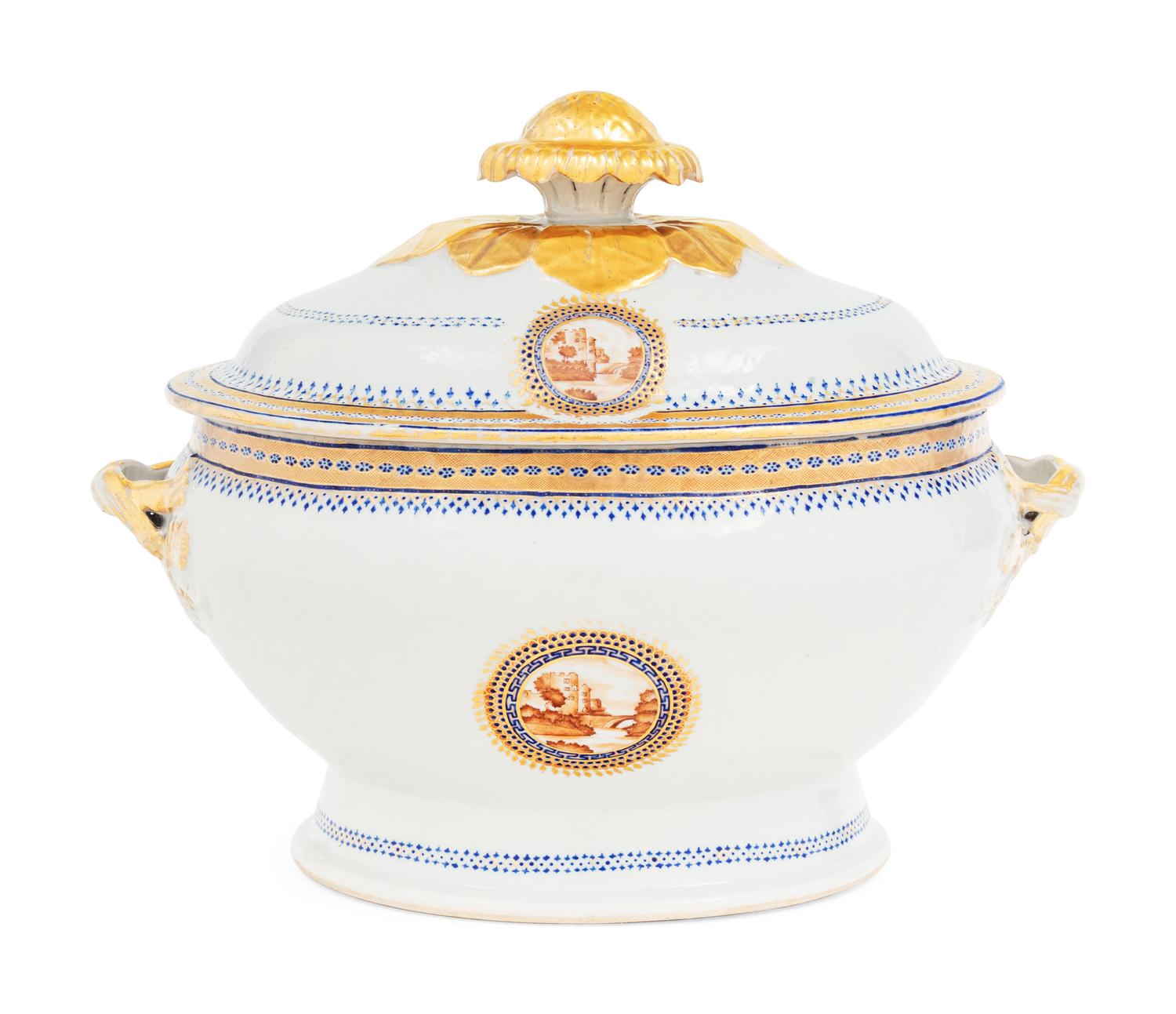 A Chinese Export Porcelain Tureen and Cover with Underplate