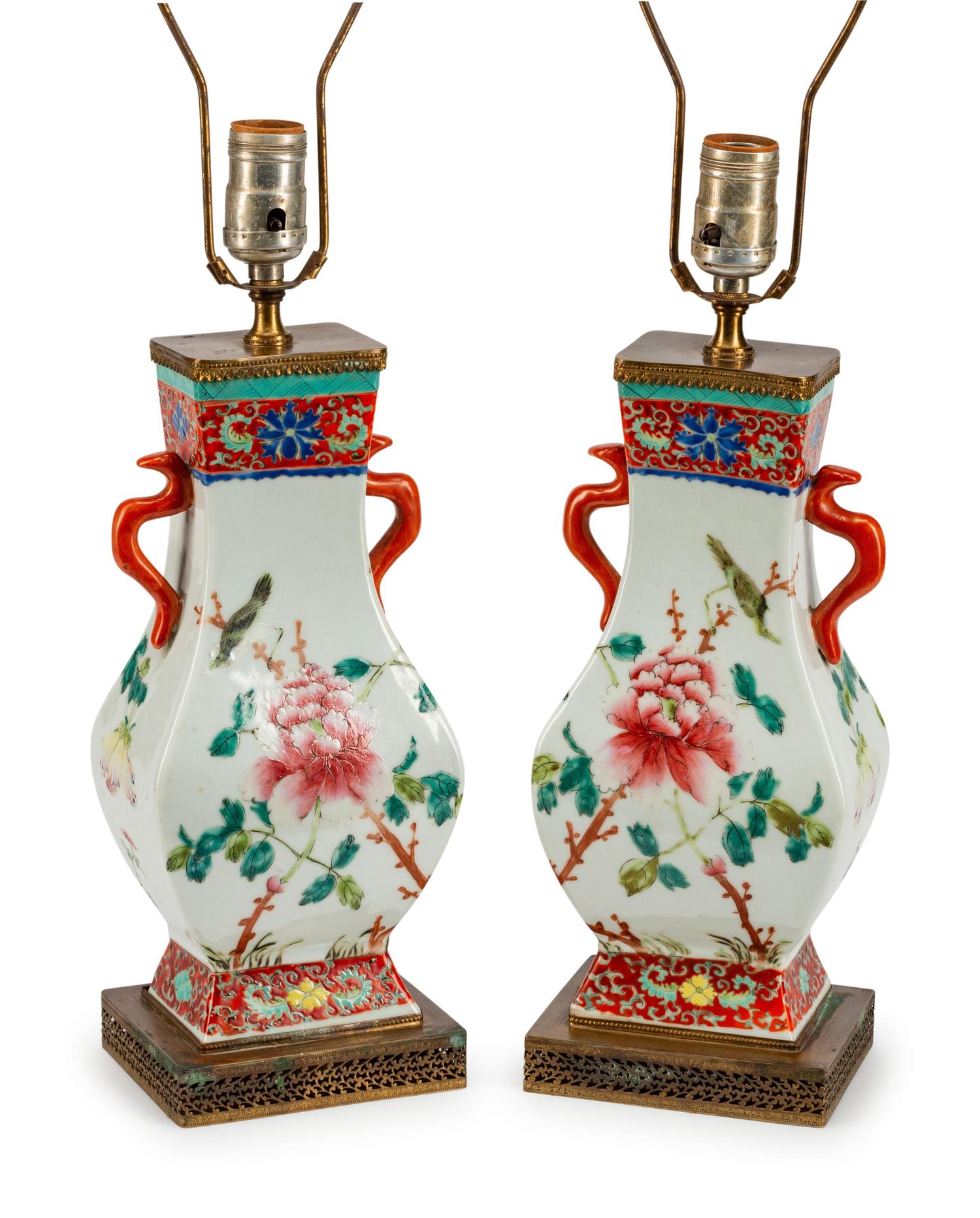 A Pair of Chinese Export Porcelain Vases