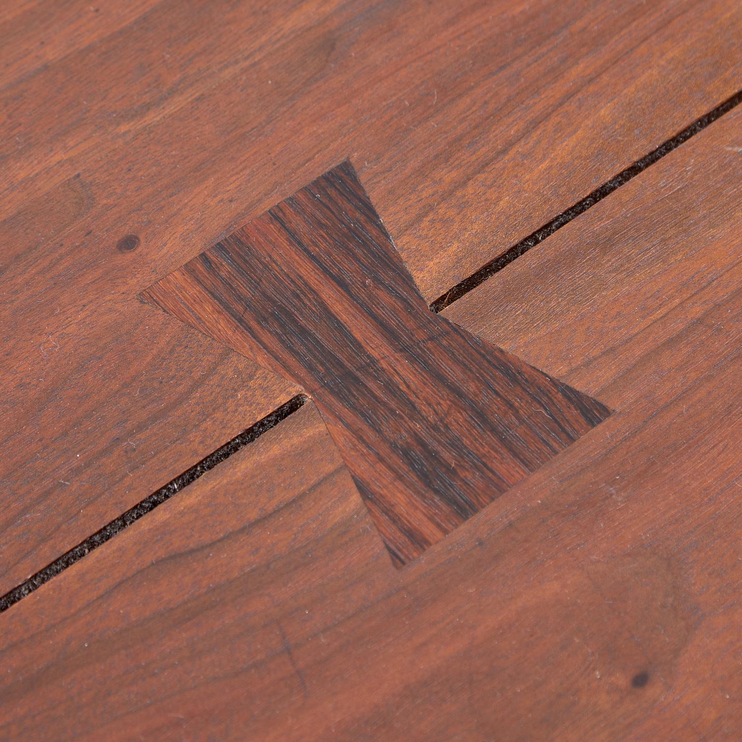 Trestle dining table with 3 butterfly joints, 1977
