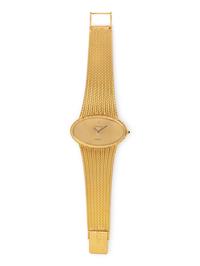 CORUM, 18K YELLOW GOLD REF. 27102 WRISTWATCH