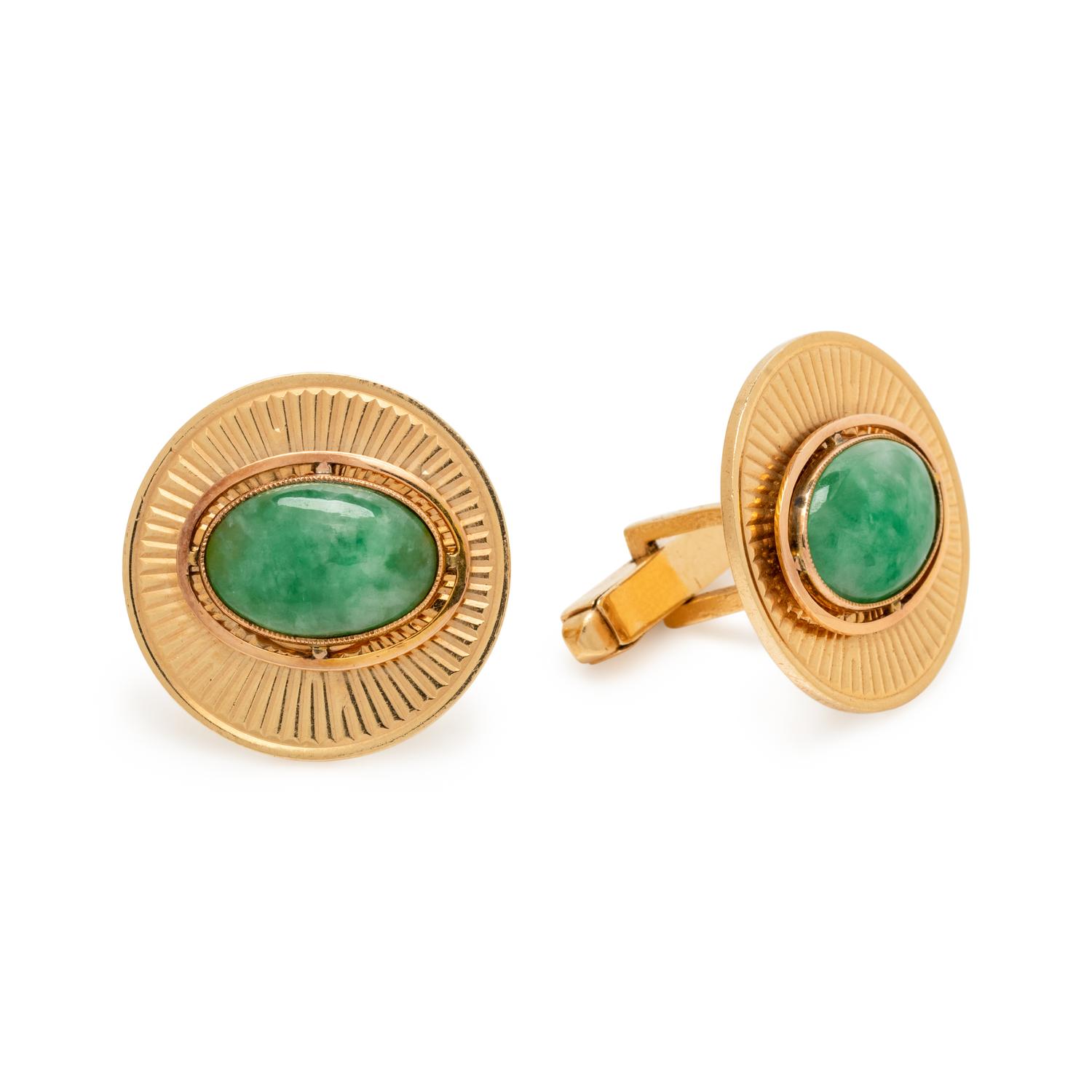 YELLOW GOLD AND JADE CUFFLINKS