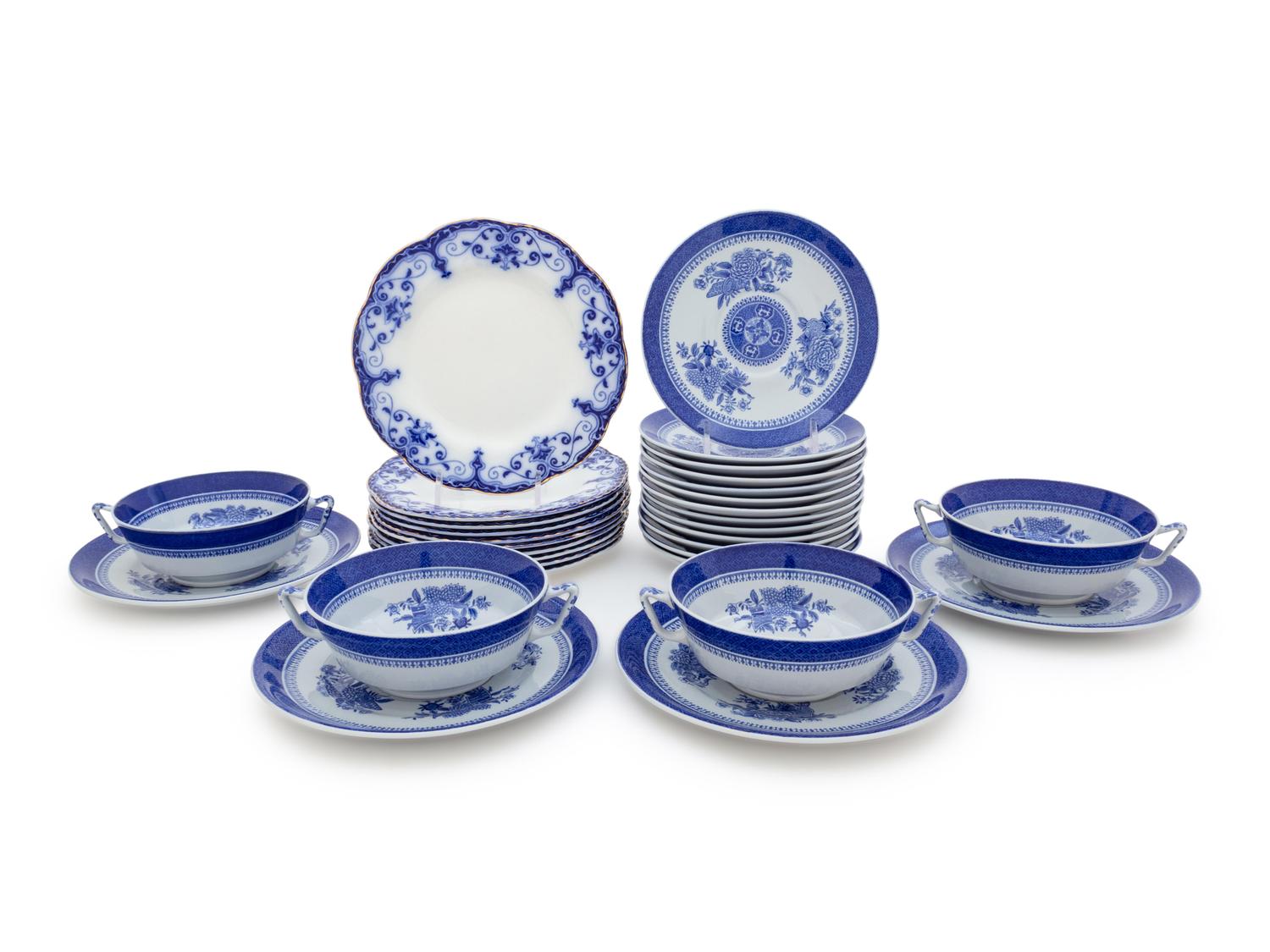 A Spode Transfer-Printed Blue and White Porcelain Part Dinner Service and Ten English Flow Blue Plates