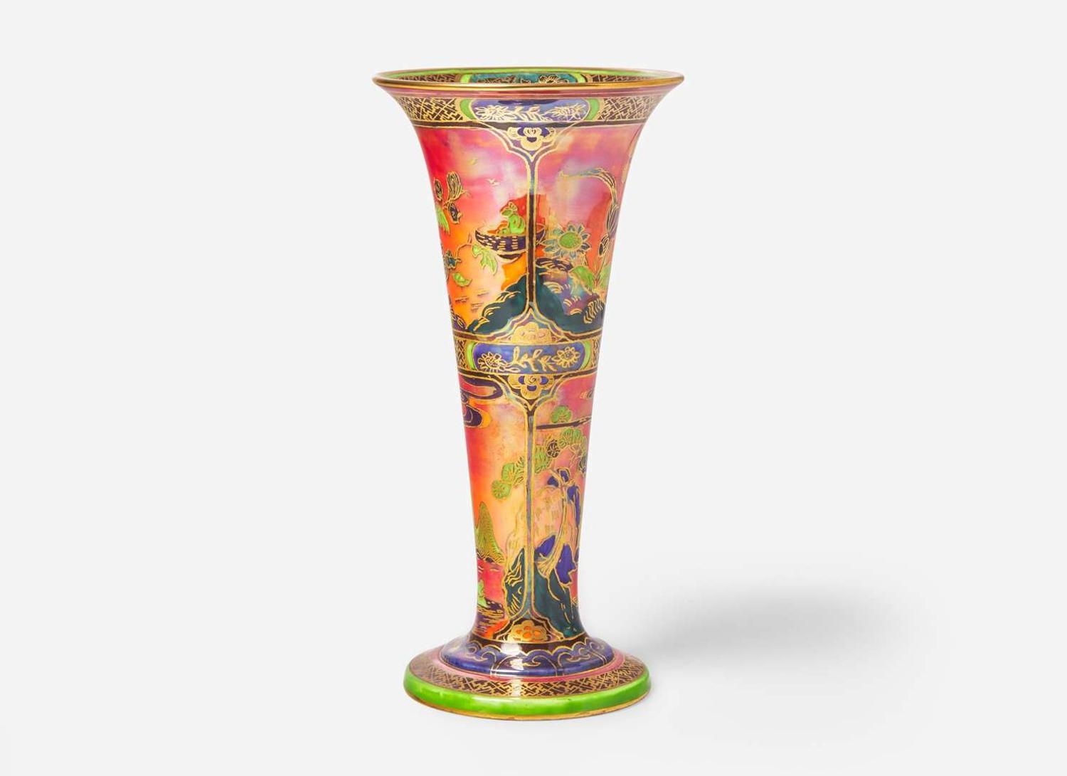 A Wedgwood Fairyland Lustre "Daventry" Footed Vase, UK, 1920s