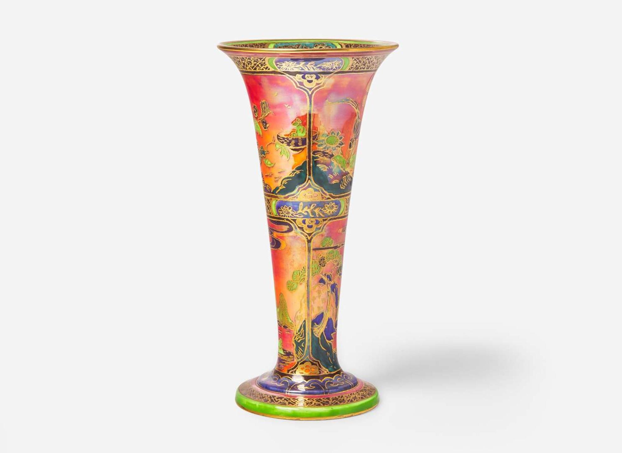 A Wedgwood Fairyland Lustre "Daventry" Footed Vase, UK, 1920s