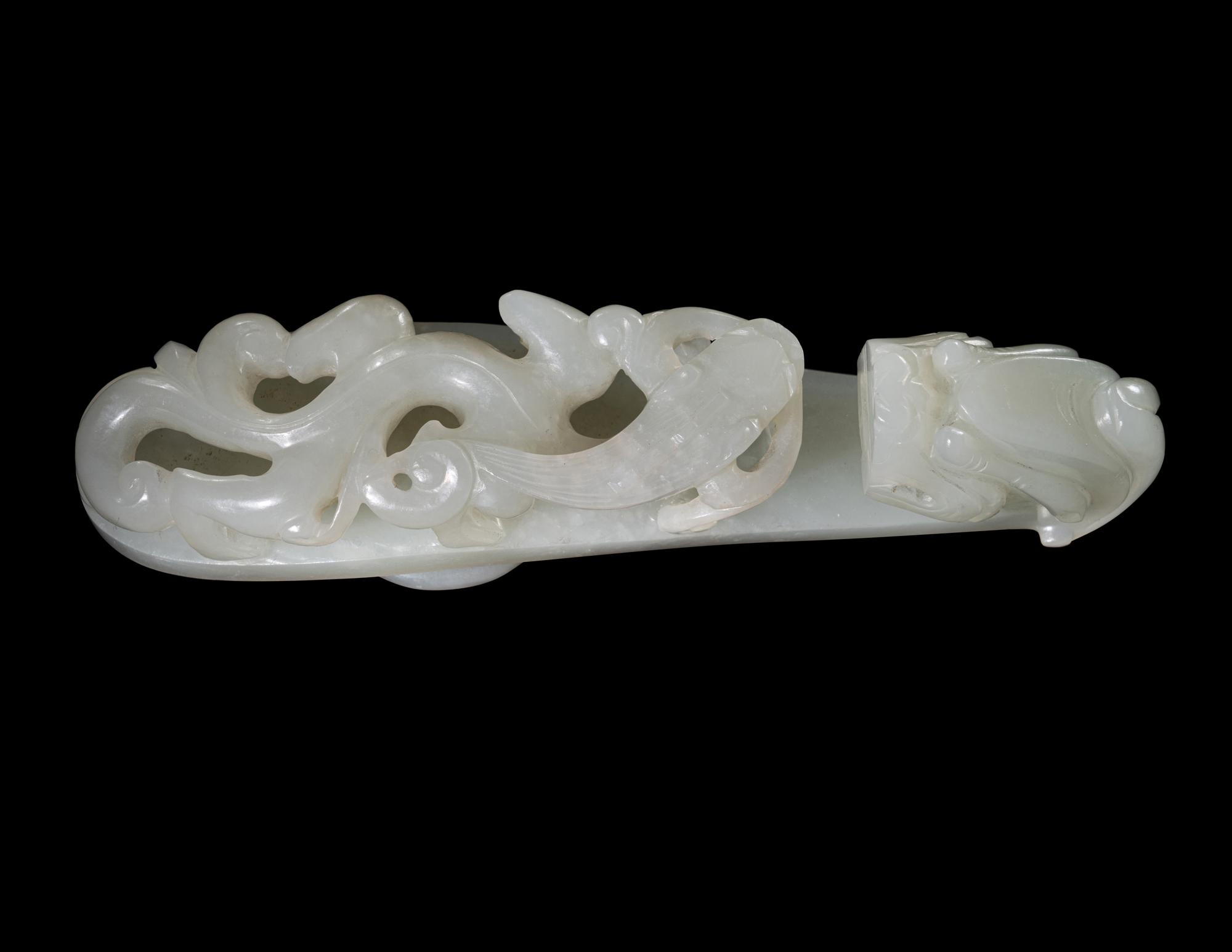 A Chinese White Jade 'Dragon' Belt Hook, Daigou